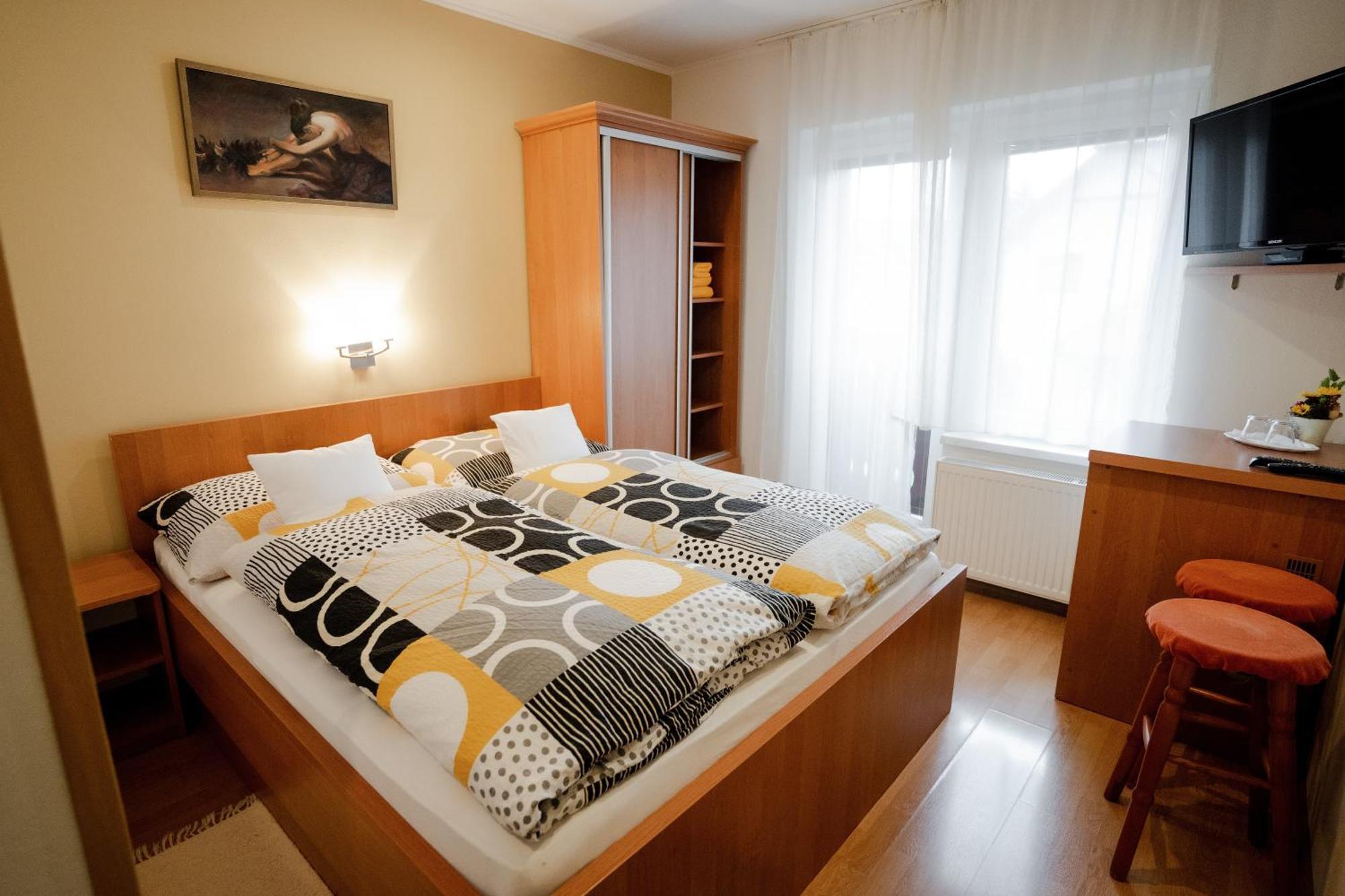 Penzion Harmonia Liptovský Mikuláš Exterior foto