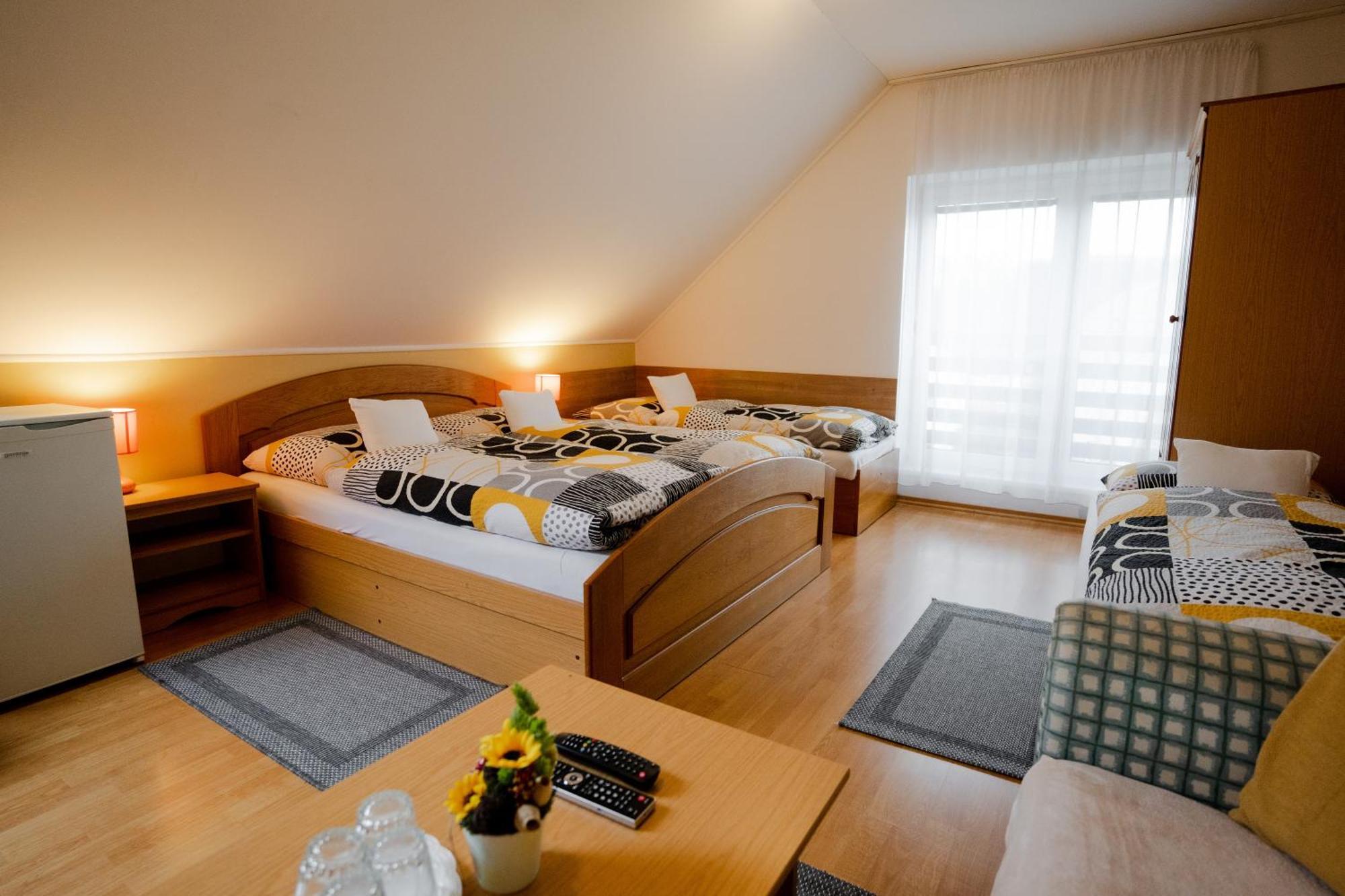 Penzion Harmonia Liptovský Mikuláš Exterior foto