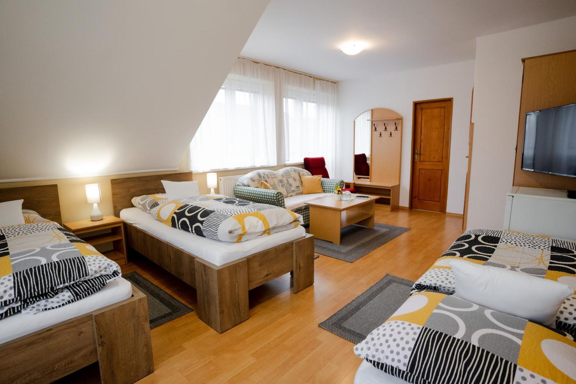 Penzion Harmonia Liptovský Mikuláš Exterior foto